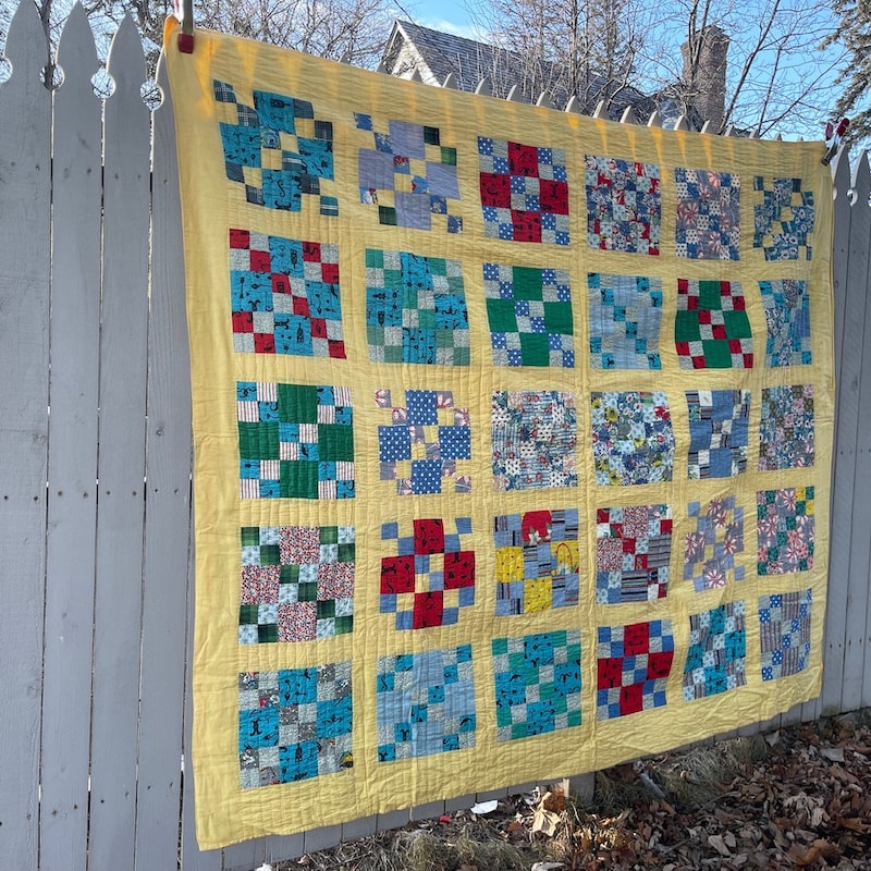 Lot De 43 Blocs De Quilt Vintage - Pièces Cousues Main - Environ 2 Lbs - Occasion