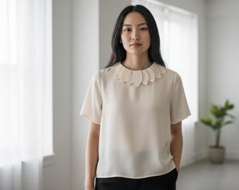 Vintage 1960s Short Sleeve Blouse, Button Back, Scalloped Neck, Cream Color, S/XS, Vintage Women’s Clothing