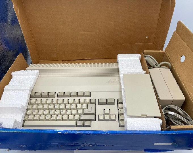 Vintage Commodore Amiga 500 Personal Computer, Original Box, Retro ...