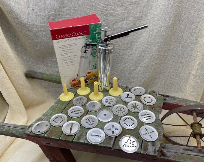 Vintage Villaware Cookie Press, Complete Set, Metal, 20 Discs, 4 Tips, Original Box, Vintage