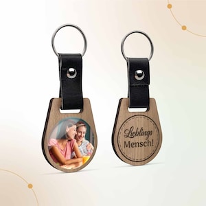 Photo keychain for favorite people made of wood | Gift idea with engraving and personalized photo | Photo gift for favorite person