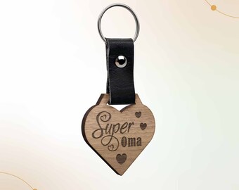 Heart Keychain made of wood with Super Grandma engraving | Keychain Heart Gift Idea | Great wooden gift for grandma's Christmas birthday