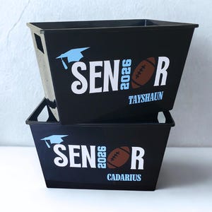 Custom Football Senior Graduation Basket – Personalized Name Gift for Class of 2026 Football Grad Keepsake Senior Night 2026 Sport Team Gift bild 2