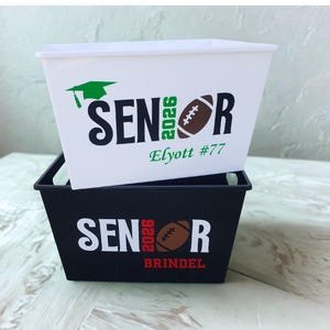 Custom Football Senior Graduation Basket – Personalized Name Gift for Class of 2026 Football Grad Keepsake Senior Night 2026 Sport Team Gift bild 3