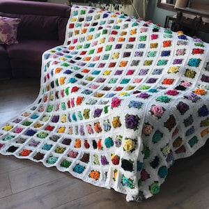 3D rose bouquet crocheted 38 color Crochet blanket/ custom made rose bedspread/ large rose throw blanket
