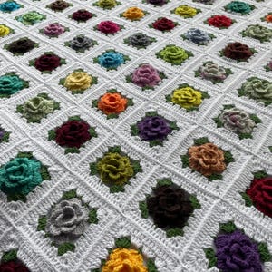 Queen King Rose crochet bedspread handmade custom-made cotton acrylic crochet blanket luxury crochet rose Afghan