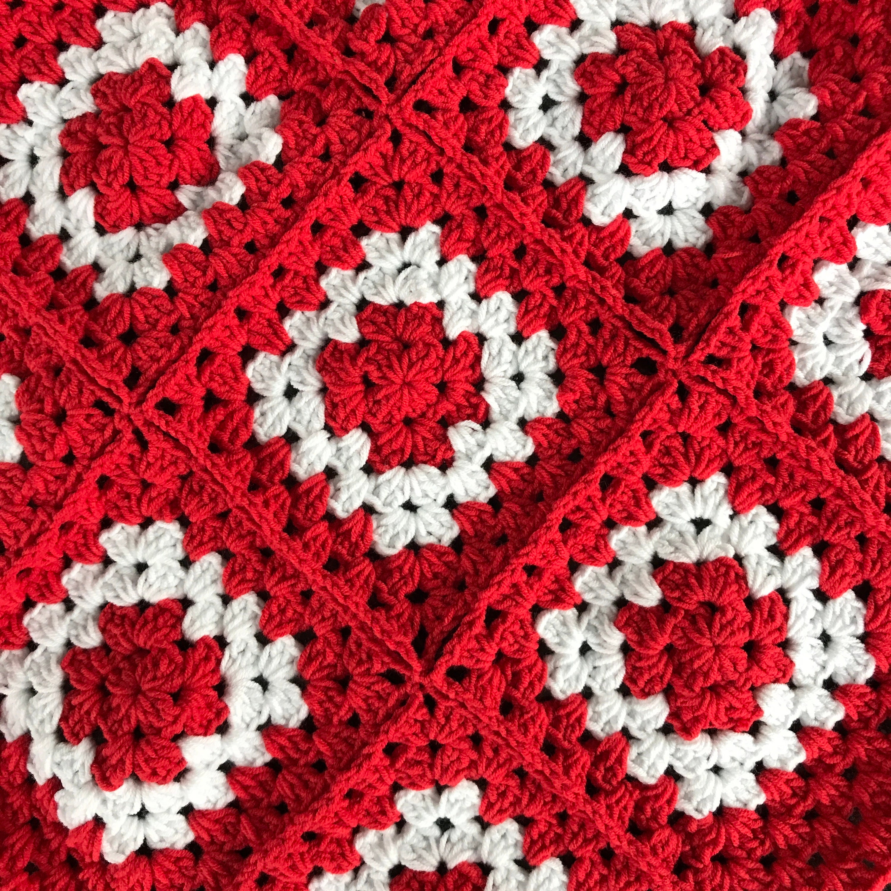 Red and White Granny Square Crochet Blanket: Team Canada Colors - Etsy