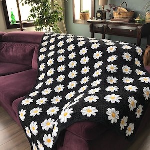 Large Daisy 3D crochet blanket/ granny square flower personal blanket/ 8 petal yellow daisy Afghan throw single bed crochet blanket