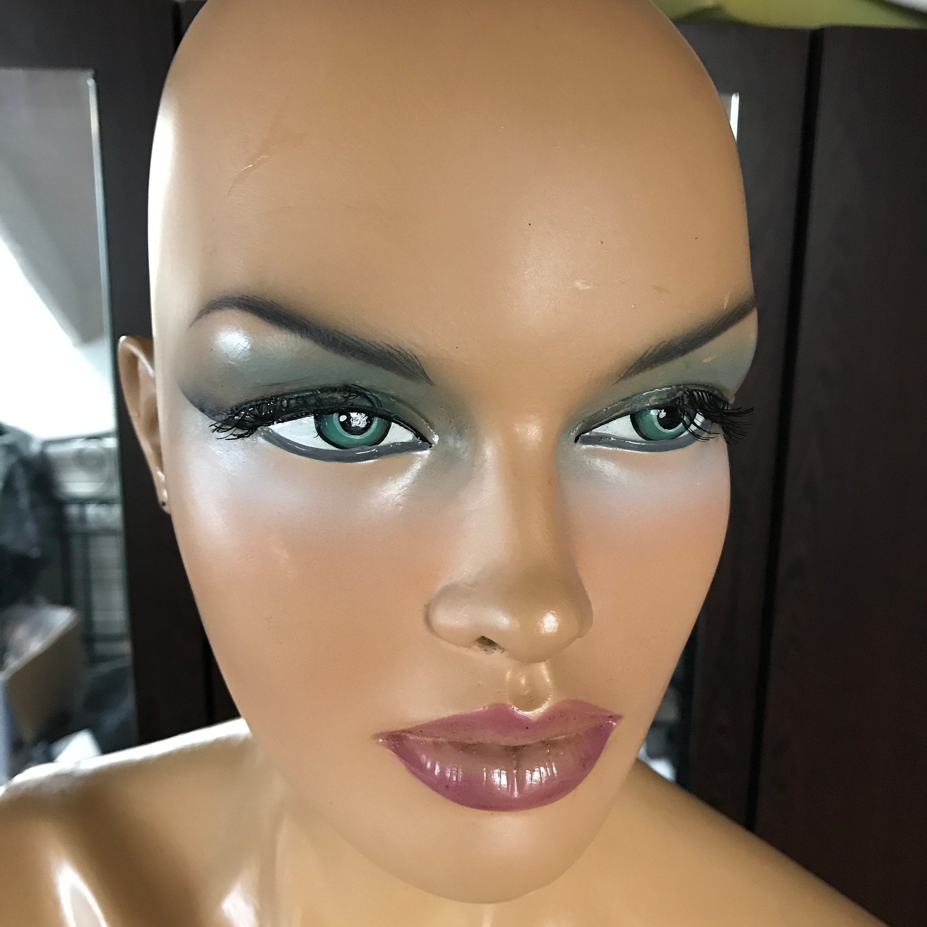 Mannequin Head for PMU and Lash Practice - International School of  Permanent Makeup