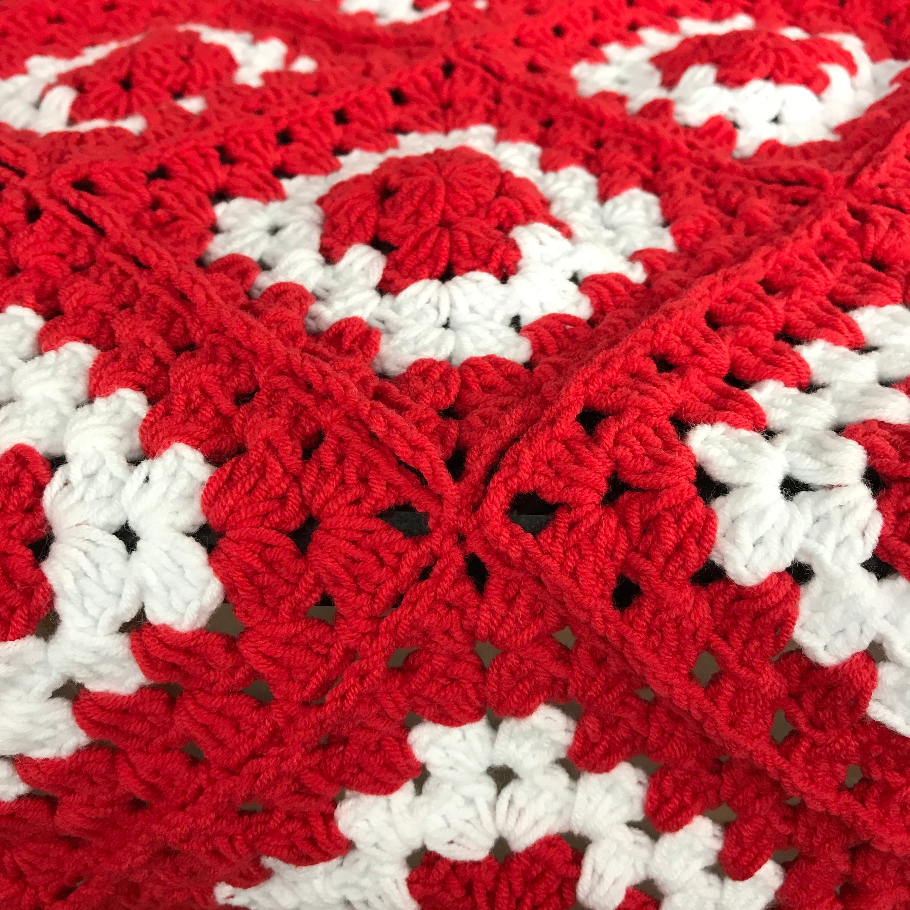 Red and White Granny Square Crochet Blanket: Team Canada Colors - Etsy