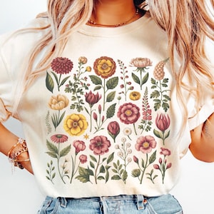 Comfort Colors Wildflowers T-Shirt: Boho Cottagecore Botanical Tee