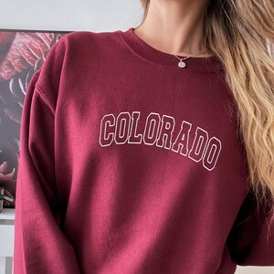 Embroidered Colorado Crewneck Sweatshirt: Cozy Traveler Gift