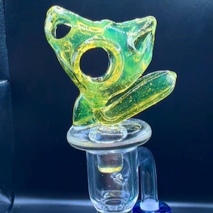 Color Changing Chameleon Skull Carb Cap