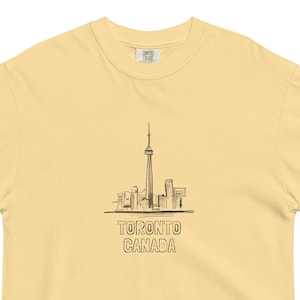 CN Tower Toronto Canada Graphic Tee | Doodle Graphic Tee for Canadians