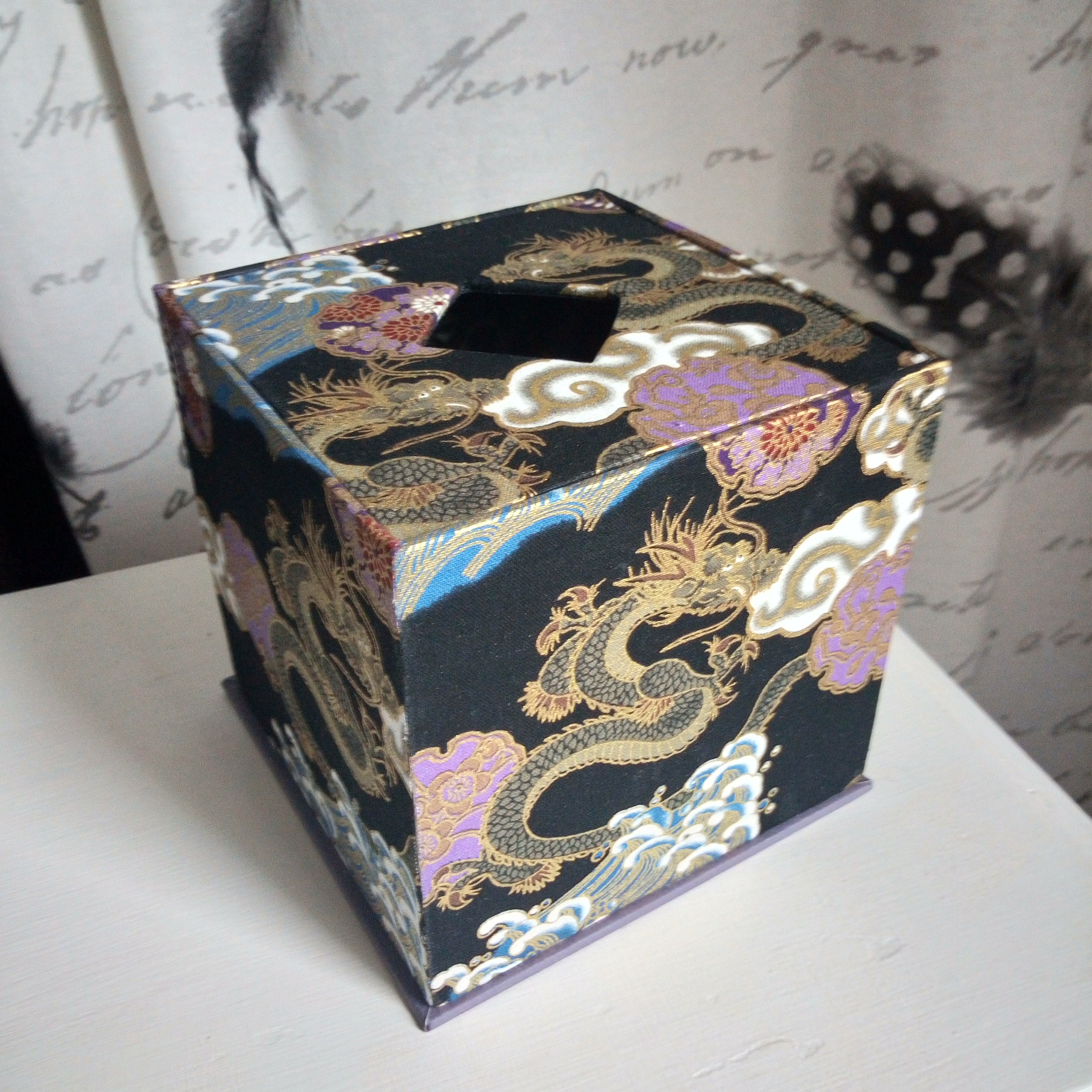 Boîte à Mouchoirs Motif Dragon