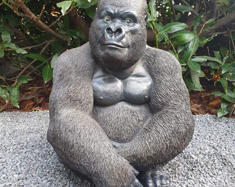 Figurine de jardin gorille heureux assis 40 cm décoration de jardin résistante aux intempéries en résine synthétique