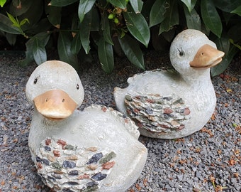 Gartenfigur graue Enten Figuren im 2er Set 17 cm