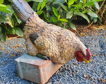 Figurine de jardin en forme de poule avec bord marron 18 cm, décoration de jardin résistante aux intempéries en résine synthétique