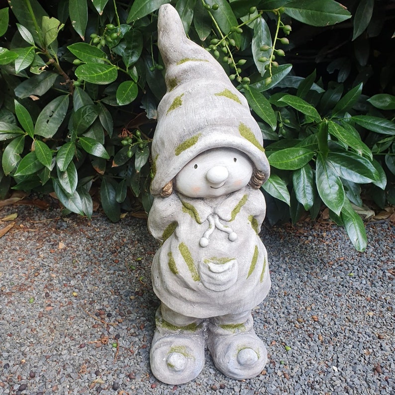 Gartenfigur Gartenzwerg Mädchen mit Zipfelmütze 47 cm Bild 1