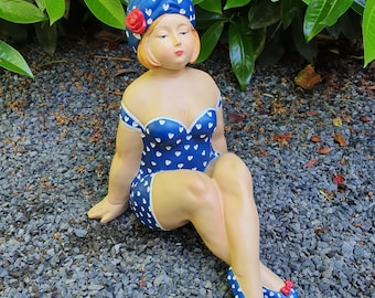 Garden figure sitting bathing beauty figure 20 cm, figure for the garden