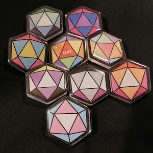 Pride Würfel Pins