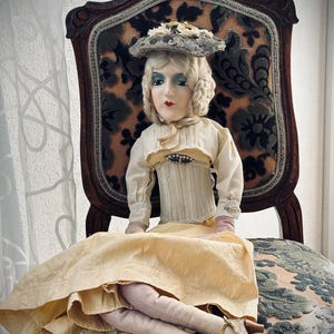 Antique Anita boudoir doll