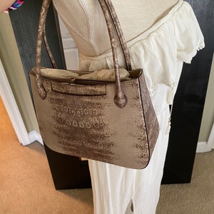 Bolso vintage de piel de reptil Adrienne Vittadini