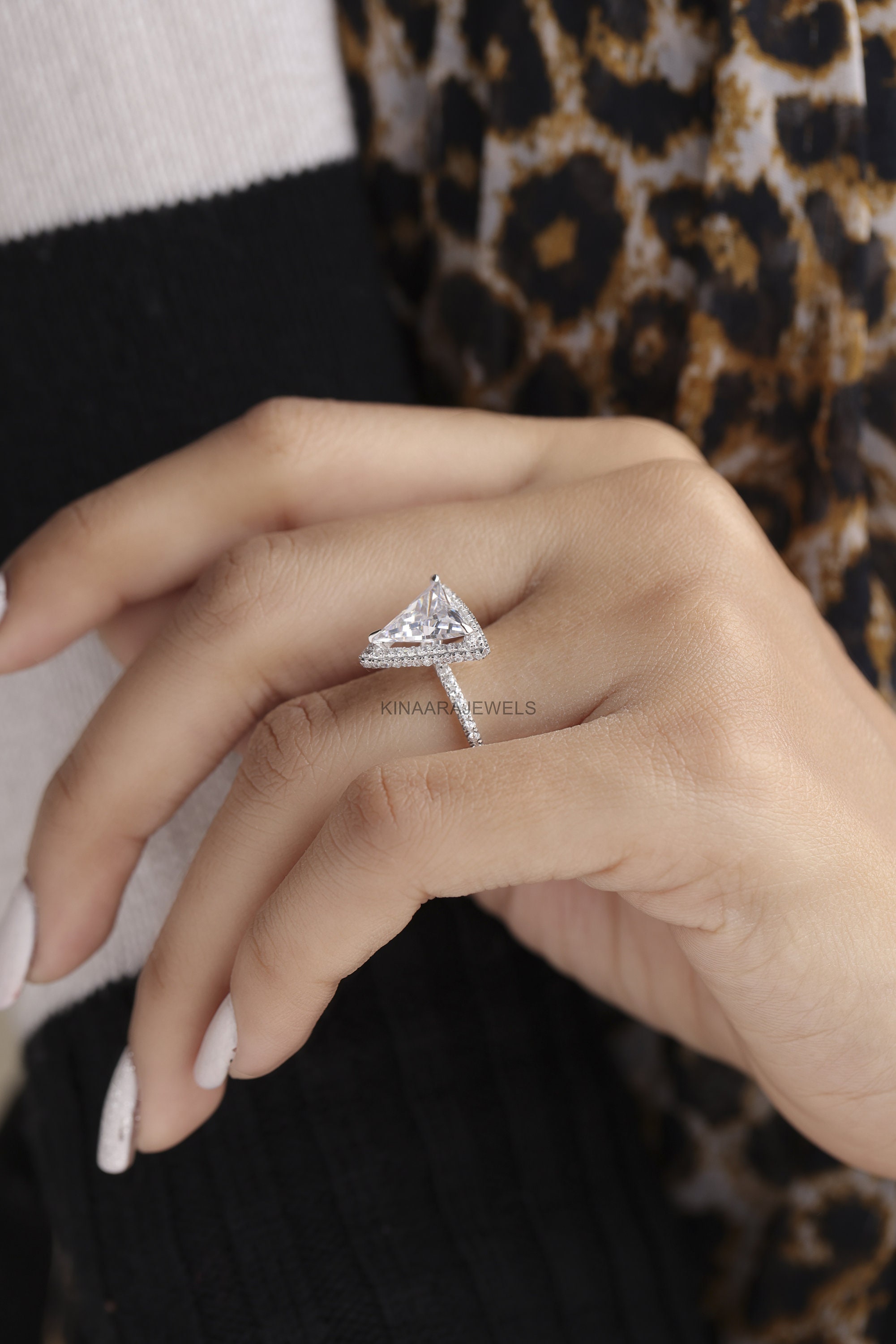 Triangle Cut Rings Triangle Cut Moissanite Engagement Ring, Trilliant Cut Solitaire ...