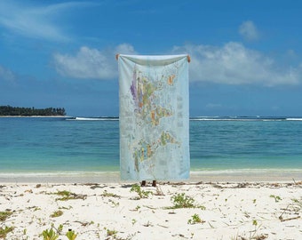 Kitesurf Map Handtuch - Super Karte Weltkarte Strandtuch für Kitesurfer - Das Perfekte Geschenk - wird schnell weltweit aus den USA und Deutschland verschickt