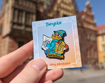 Enamel Pin Wroclaw Dwarf Tourist | przypinka wroclawski krasnal turysta