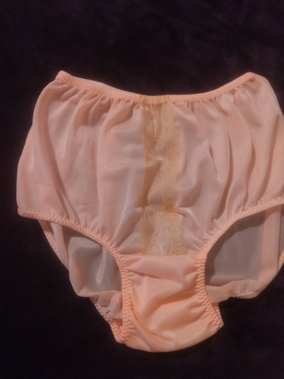 Vintage Nylon Panty With Double Nylon Gusset 