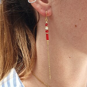Pendientes finos y largos de coral rojo, nácar y oro - pendientes elegantes y refinados - regalo // MANDARA //