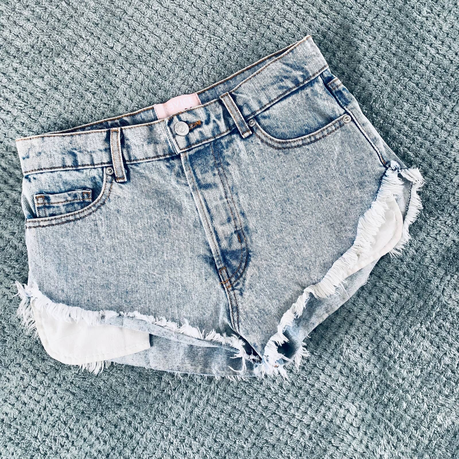 REVICE Denim Cheeky Distressed Raw Hem 