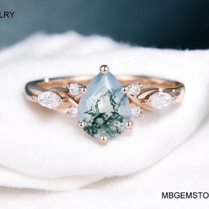 Natural Pear Moss Agate Engagement Ring\ Bridal Pear Agate Anniversary Ring\ Rose Gold Engagement Ring for her\ Aquatic Green Proposal Ring,