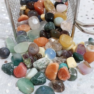 20 x random Small Crystal Bundle, Crystal Tumble stones plus a free Organza Bag