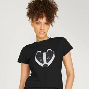 Badger t-shirt - Women&#39;s - Black - Organic, sustainable cotton - Bruce - PLASTIC-FREE PACKAGING
