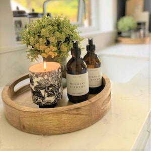 Mango Wood Round Tray: Natural Finish Home Decor (Dia 31cm)