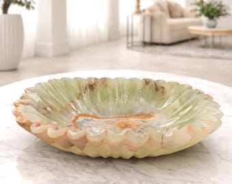 Ręcznie rzeźbiona misa z onyksu i marmuru: zygzakowata obwódka, centralny element stołu jadalnego