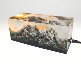 Resin diorama, miniature landscape, sunset mountain, hand-sculpted, romantic sunrise, ornament, resin sculpture