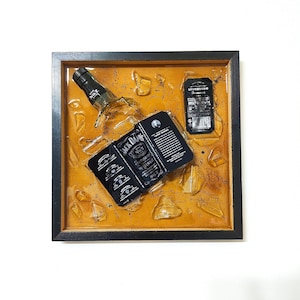 shattered Jack Daniel&#39;s, resin broken bottle, wall art, smashed whisky, resin art canvas, shattered liquor, whiskey