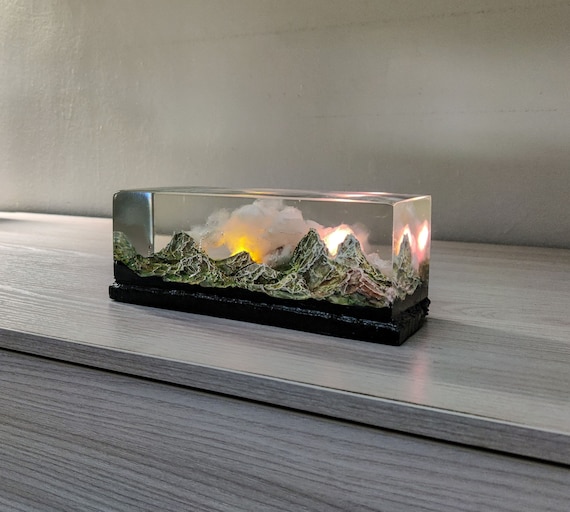 Resin Diorama, Miniature Landscape, Sunset Mountain, Hand-sculpted