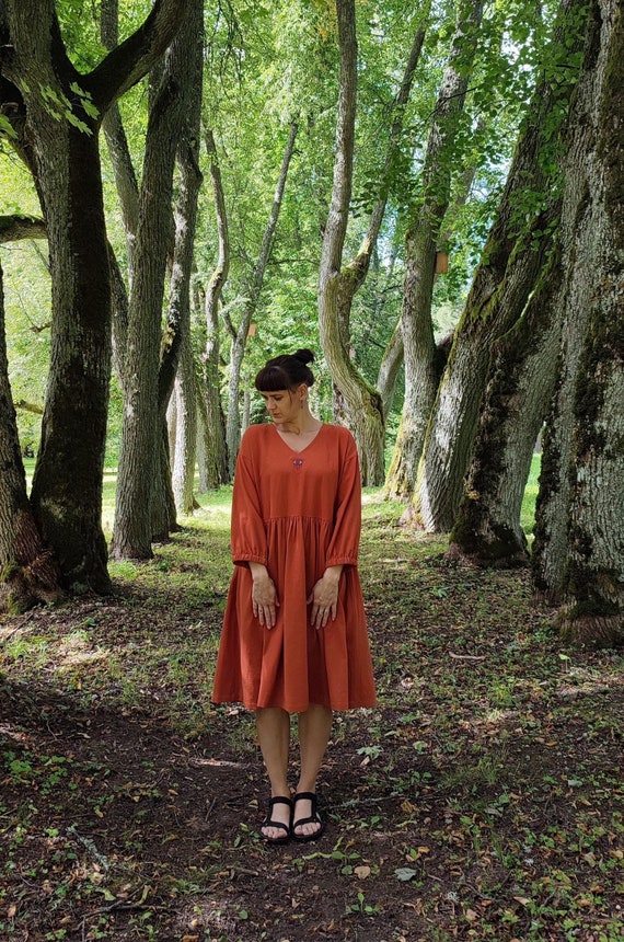 oversized cotton dress with pockets Black Cotton Maxi Dress With Pockets, Oversized Long Sleeve Lounge Dress,  Minimalist Casual Dress, Modest Fall Fashion, Black Sweaterdress