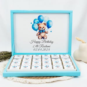 Scatola di cioccolatini personalizzata con vari motivi - Motivo orsetto blu per compleanni dei bambini, baby shower o regali per neonati