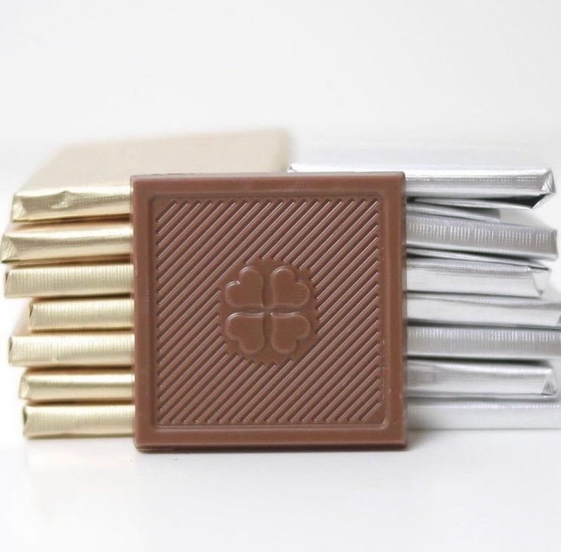 Caja de chocolates personalizada en oro, plata, negro o celeste para bodas, compromisos regalos para invitados caja de chocolates chocolate imagen 7