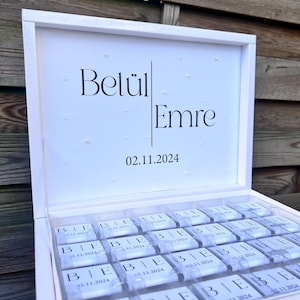 Chocolate box personalized with PEARLS in white, gold, silver or black for weddings, engagements - guest gifts - chocolate box