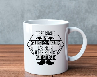 Tasse personalisiert mit Name Die Küche ist selbst, Geburtstagsgeschenk, Geschenkidee, Keramiktasse, Geschenkidee für Freunde,Kaffeetasse