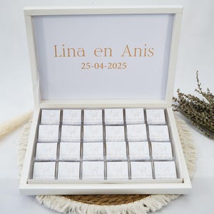 Chocolate box personalized in gold, silver, black, pink or light blue for weddings, engagements - guest gifts