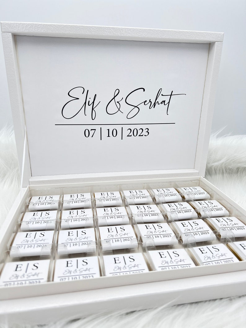 Schokobox personalisiert in Weiß, Gold, Silber oder Schwarz für Hochzeiten,Verlobungen Gastgeschenke Pralinenschatel Schokolade Bild 1