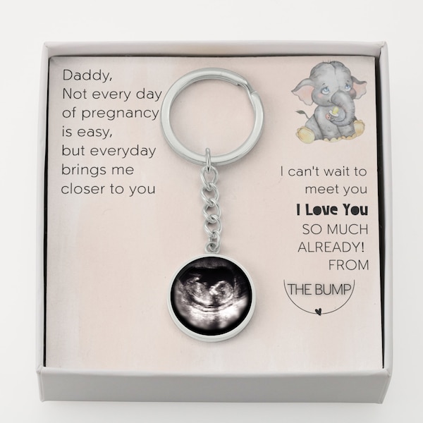 Daddy to be Gift From Bump for Fathers Day - Can't wait to meet you - Custom Baby Ultrasound Sonogram Keyring, gift for new dad from baby.