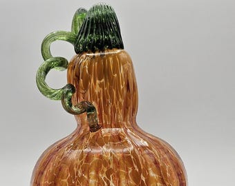 Hand-Blown Glass Gourd – Unique Autumn Harvest Decor, Elegant Swirled Amber & Green Vine Accents, One-of-a-Kind Glass Art